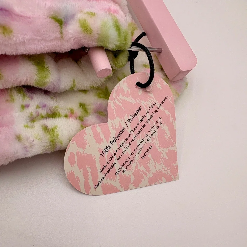 Betsey Johnson Ultra Soft Plush Throw Blanket Pink Purple Floral Patchwork 50x70